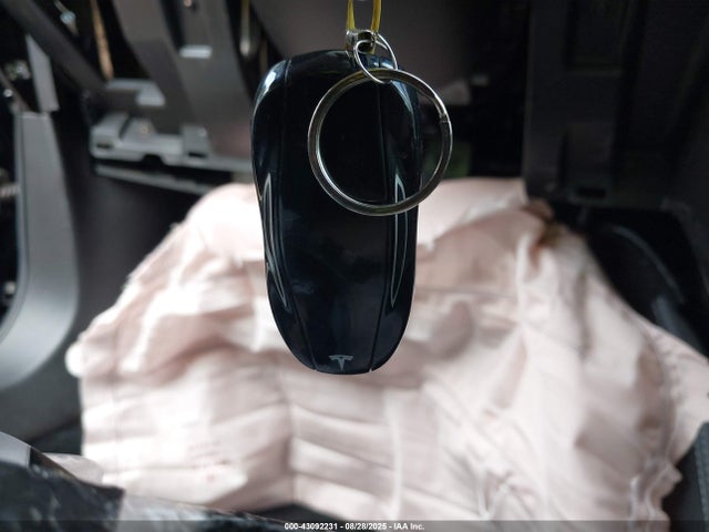 2015 TESLA MODEL S 5YJSA1H29FF083519 Photo 10