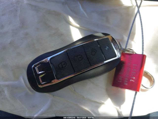 2010 PORSCHE PANAMERA WP0AB2A73AL061705 Photo 10