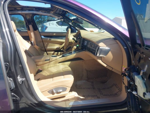 2010 PORSCHE PANAMERA WP0AB2A73AL061705 Photo 4
