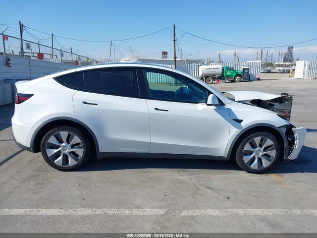 5YJYGDEE6LF009429 Tesla Model Y