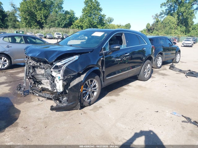 2021 CADILLAC XT5 1GYKNDRS2MZ165114 Photo 1