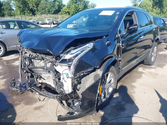 2021 CADILLAC XT5 1GYKNDRS2MZ165114 Photo 5