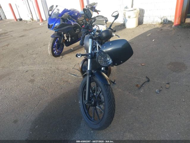 2022 TRIUMPH MOTORCYCLE STREET TWIN SMTD31G74NTAF1783 Photo 4