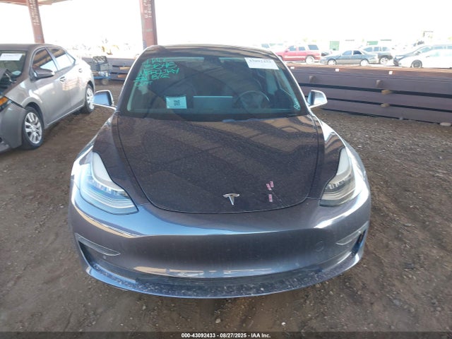 Tesla MODEL 3 2019 5YJ3E1EA8KF317194 Image 12