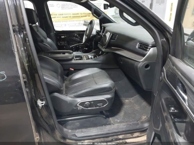2022 JEEP WAGONEER 1C4SJVBT6NS201505 Photo 4
