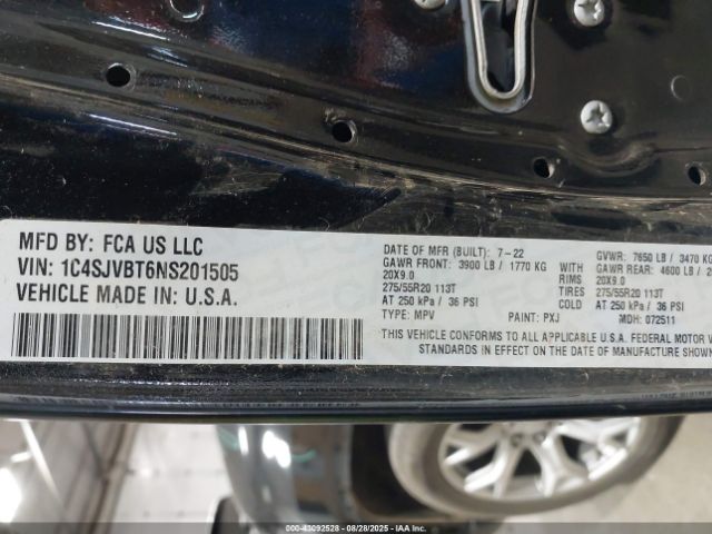 2022 JEEP WAGONEER 1C4SJVBT6NS201505 Photo 8