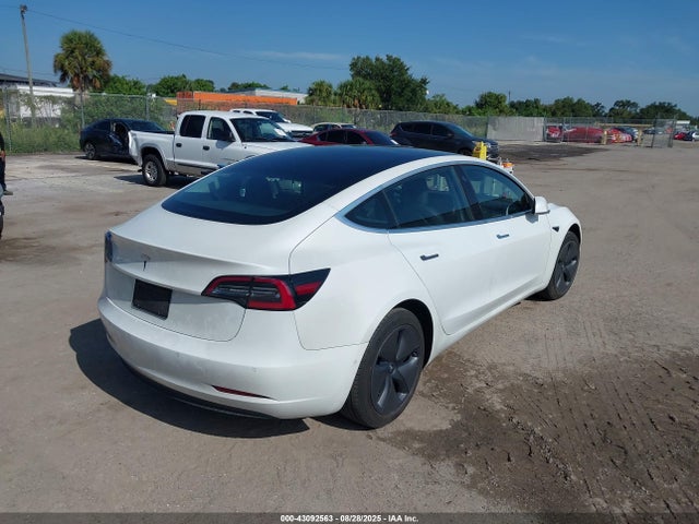 2019 TESLA MODEL 3 5YJ3E1EA9KF485913 Photo 3