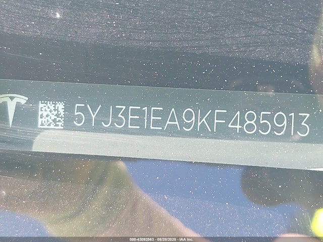 2019 TESLA MODEL 3 5YJ3E1EA9KF485913 Photo 8