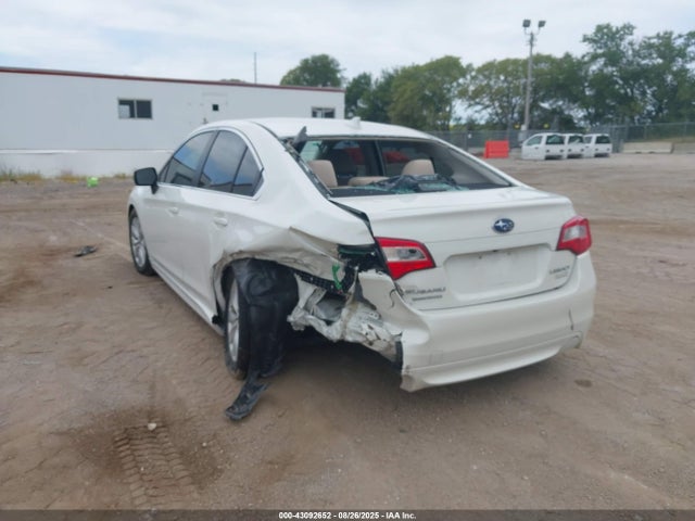 Subaru u5 2017 4S3BNAF64H3026400 Image 3