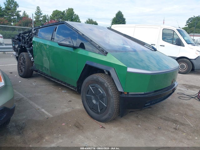 2025 TESLA CYBERTRUCK 7G2CEHEDXSA069320 Photo 0