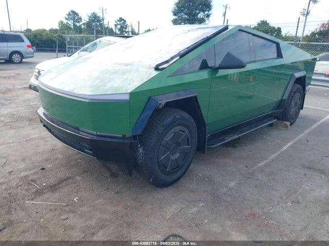 2025 TESLA CYBERTRUCK 7G2CEHEDXSA069320 Photo 1