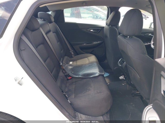 1G1ZD5ST0SF157343 Chevrolet lfv