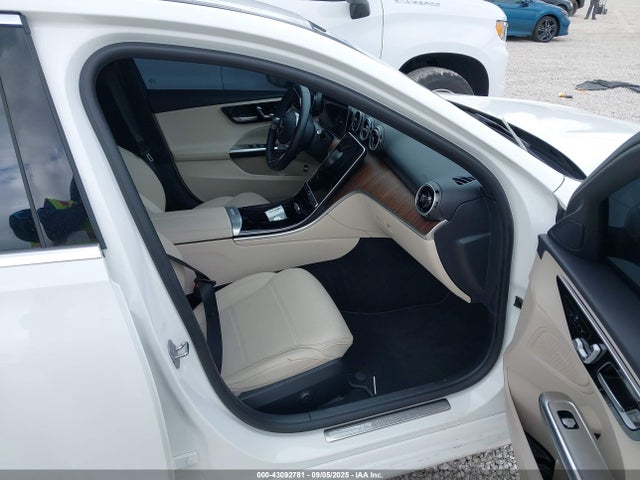 W1KAF4HB1SR257768 Mercedes-Benz m254
