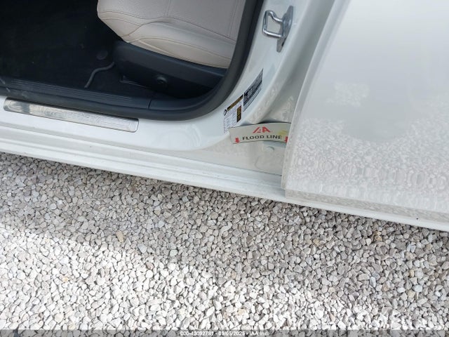 W1KAF4HB1SR257768 Mercedes-Benz m254