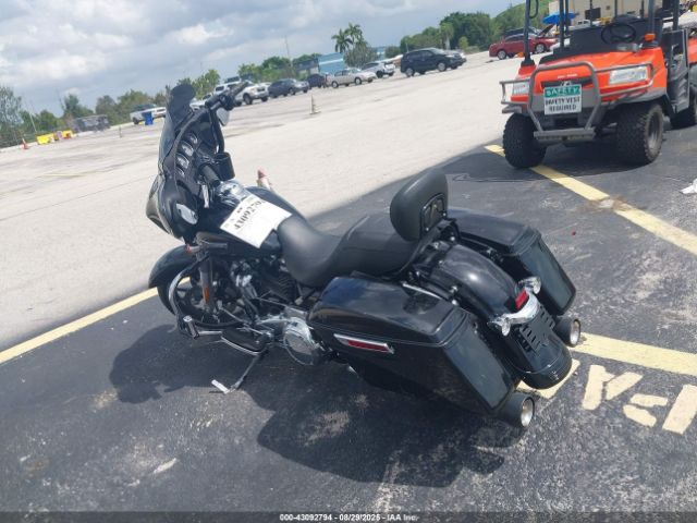 2021 HARLEY-DAVIDSON FLHX 1HD1KBC19MB635757 Photo 2