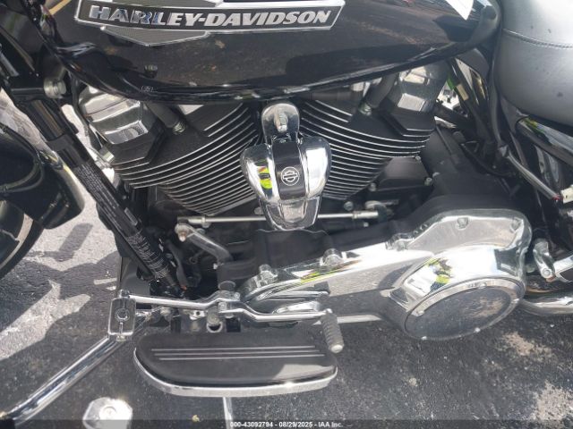 2021 HARLEY-DAVIDSON FLHX 1HD1KBC19MB635757 Photo 8