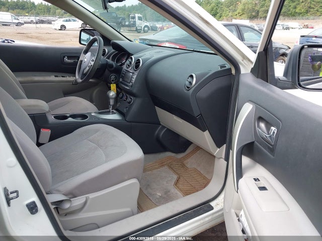 JN8AS5MV4EW722176 Nissan Rogue Select