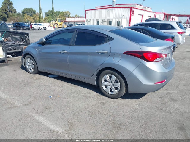Hyundai dohc mpi nu 2016 5NPDH4AE0GH711416 Image 3