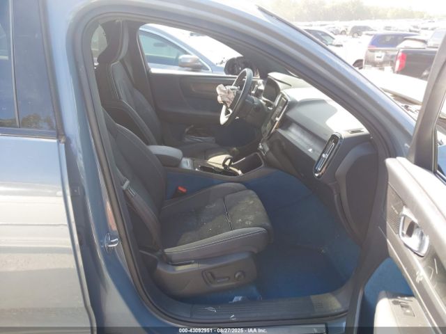 2023 VOLVO C40 RECHARGE PURE ELECTRIC YV4ED3GM7P2026496 Photo 4