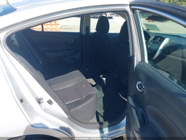Nissan 2019 2019 3N1CN7AP2KL826862 Image 8