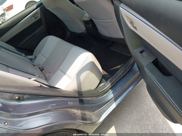 Toyota 2zr-fe 2015 2T1BURHE1FC436405 Image 8