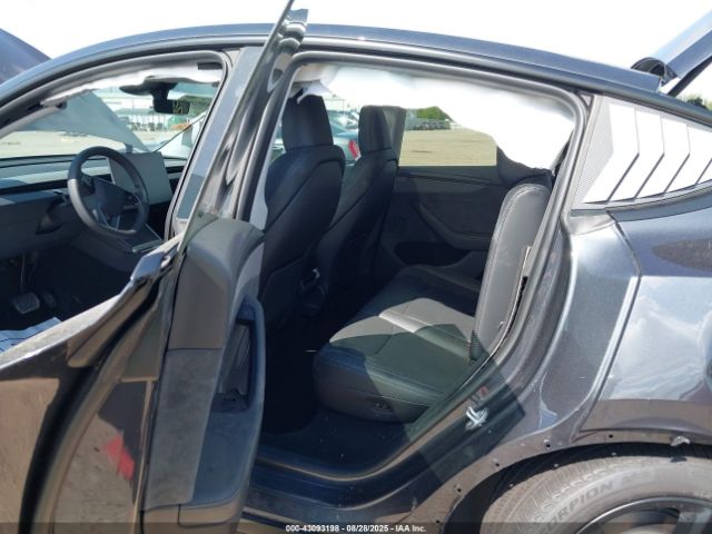2026 TESLA MODEL Y 7SAYGDEE4TA414026 Photo 7