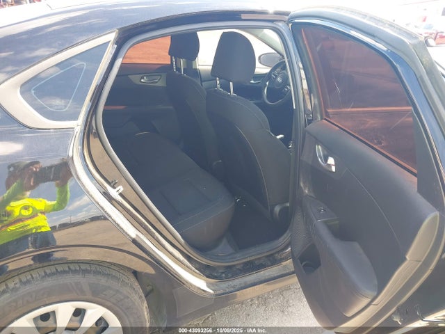 2021 Kia Forte Fe მანქანა იყიდება აუქციონზე, vin: 3KPF24AD2ME369176, აუქციონის ნომერი: 43093256