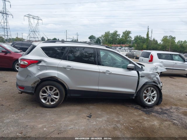 Ford ESCAPE SE 2018 1FMCU9GD6JUB19059 Image 13