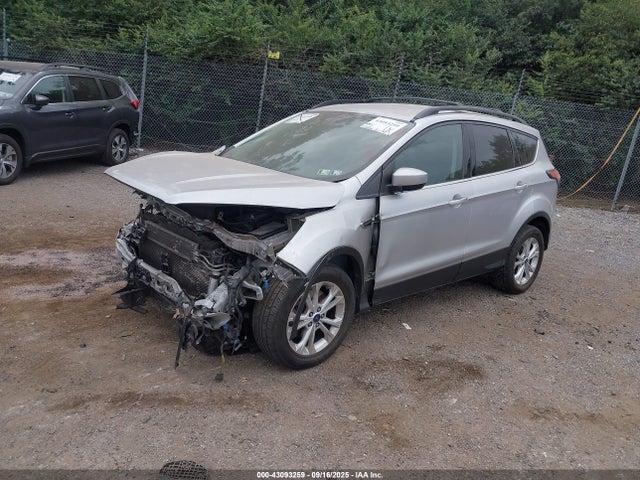 2018 FORD ESCAPE 1FMCU9GD6JUB19059 Photo 1