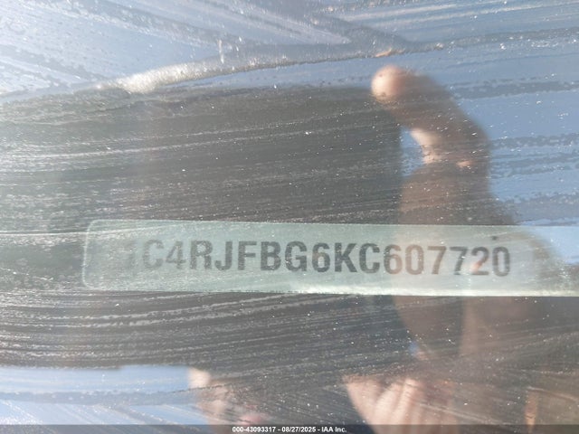 1C4RJFBG6KC607720 Jeep Grand Cherokee