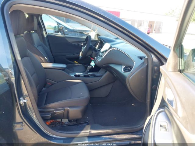 2020 CHEVROLET MALIBU 1G1ZD5ST6LF101909 Photo 4