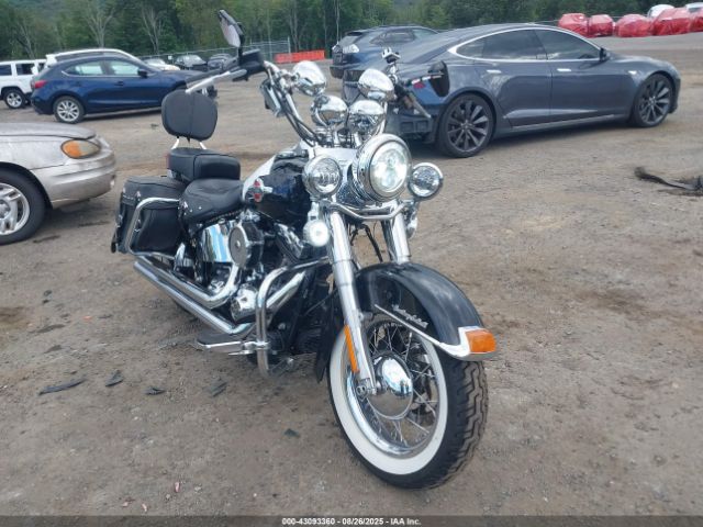2017 HARLEY-DAVIDSON FLSTC 1HD1BWV17HB044384