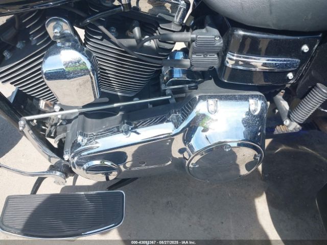 2011 HARLEY-DAVIDSON FXDC 1HD1GV412BC305175 Photo 8