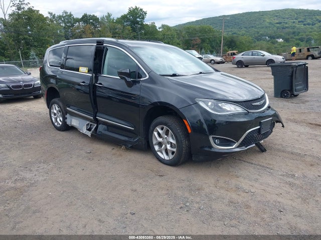Aukcja sprzedaży 2018 Chrysler Pacifica Touring L, vin: 2C4RC1BG8JR314923, numer aukcji: 43093380