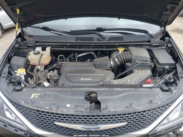 Aukcja sprzedaży 2018 Chrysler Pacifica Touring L, vin: 2C4RC1BG8JR314923, numer aukcji: 43093380