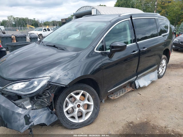 Aukcja sprzedaży 2018 Chrysler Pacifica Touring L, vin: 2C4RC1BG8JR314923, numer aukcji: 43093380