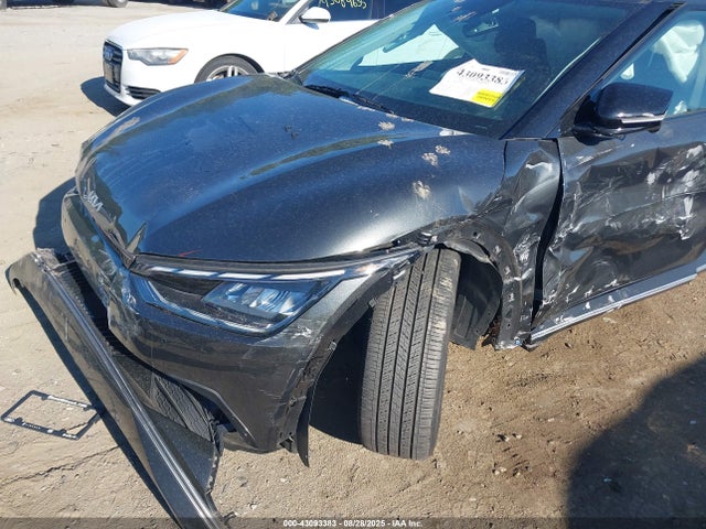 KIA Ev6 Wind 2023 KNDC3DLC8P5158536 Image 6