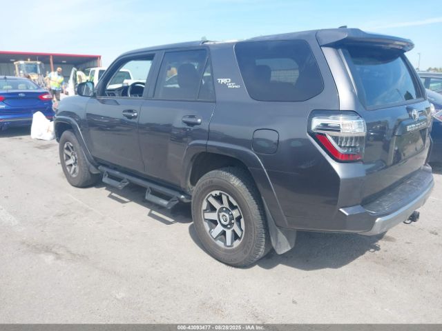 2022 TOYOTA 4RUNNER JTERU5JR9N6050157 Photo 2