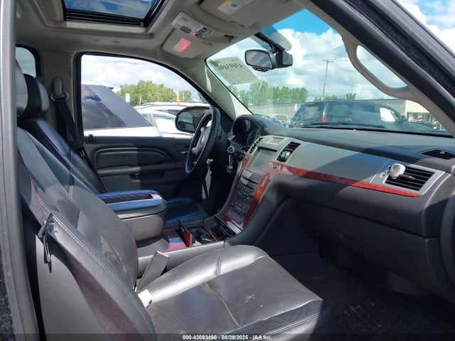 2012 CADILLAC ESCALADE EXT 3GYT4MEF8CG262106 Photo 4