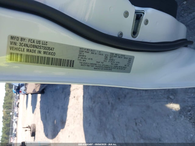 Jeep Compass Latitude 4x4 2025 3C4NJDBN2ST553547 Image 9