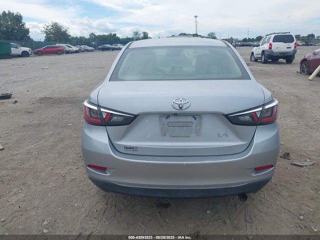 3MYDLBYV6HY151898 Toyota p5v