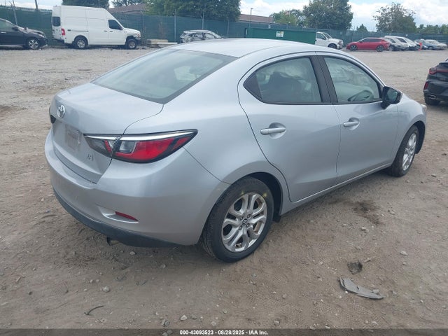 3MYDLBYV6HY151898 Toyota p5v