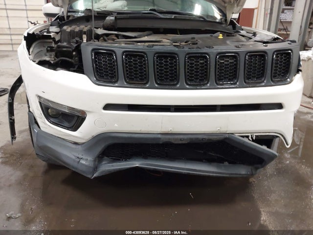 Jeep Compass 2019 3C4NJDBB2KT616748 Image 19