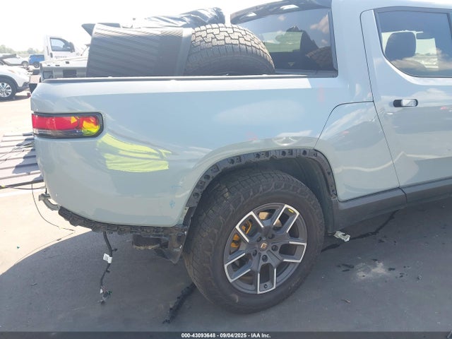 Rivian 2022 2022 7FCTGAAA6NN015709 Image 22