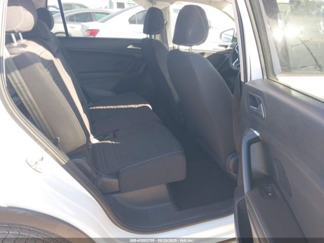 2023 VOLKSWAGEN TIGUAN 3VVRB7AX1PM118217 Photo 7
