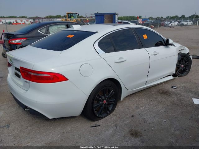 2017 JAGUAR XE SAJAD4BG9HA975114 Photo 3