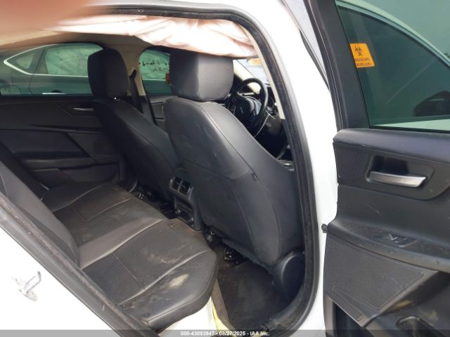 2017 JAGUAR XE SAJAD4BG9HA975114 Photo 7