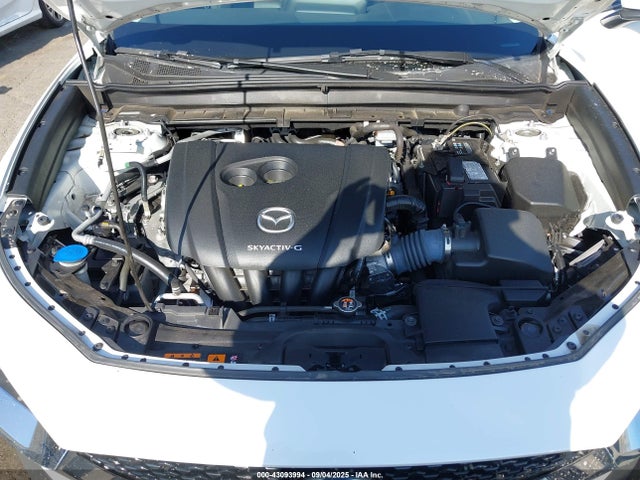 3MVDMBCL4NM402680 Mazda py