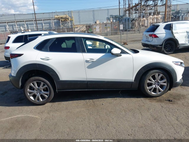 3MVDMBCL4NM402680 Mazda py