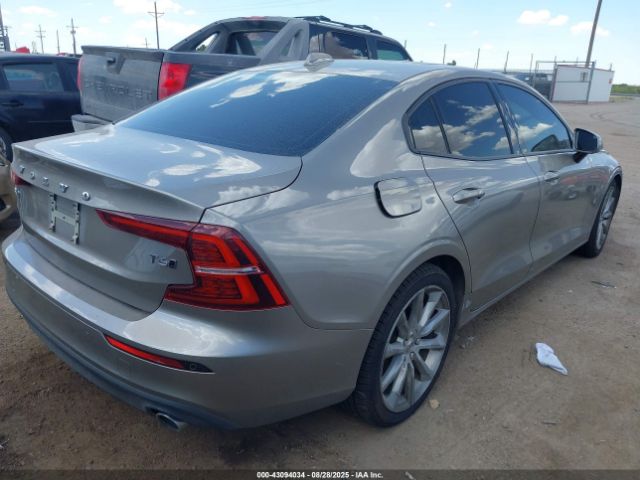2019 VOLVO S60 7JRA22TK6KG002452 Photo 3